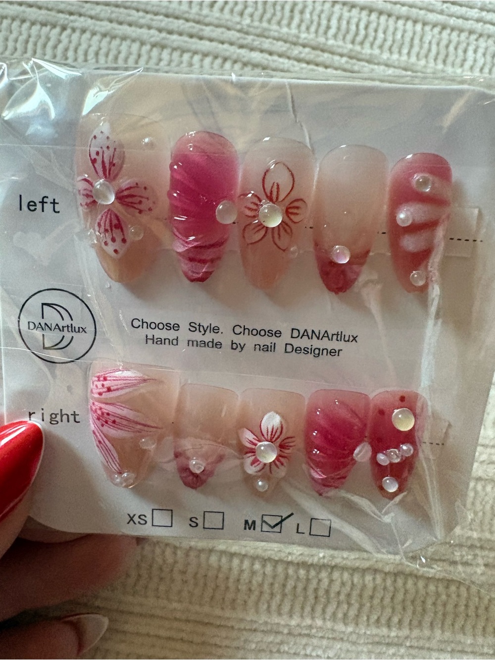 Pink Floral Press-On Nail Set Size Medium 3D